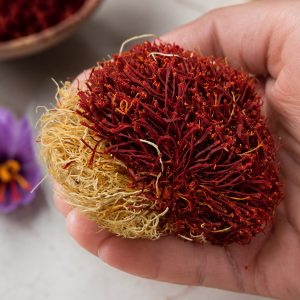 خرید زعفران دخترپیچ اصل و صادراتی با رنگ‌دهی بالا، عطر طبیعی و کیفیت ممتاز و کمترین قیمت بازار